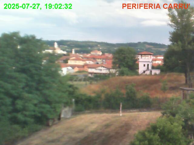 immagine della webcam nei dintorni di Benevello: webcam Carrù